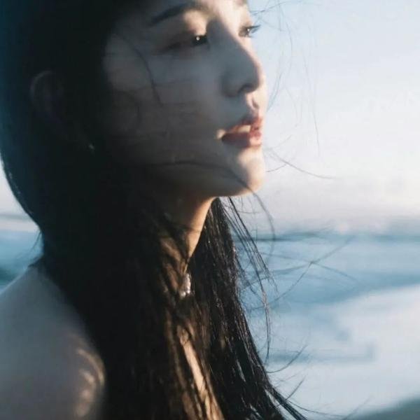 花间一倾城